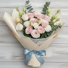 Букет цветов из:  Лизиантусы в Пустоши