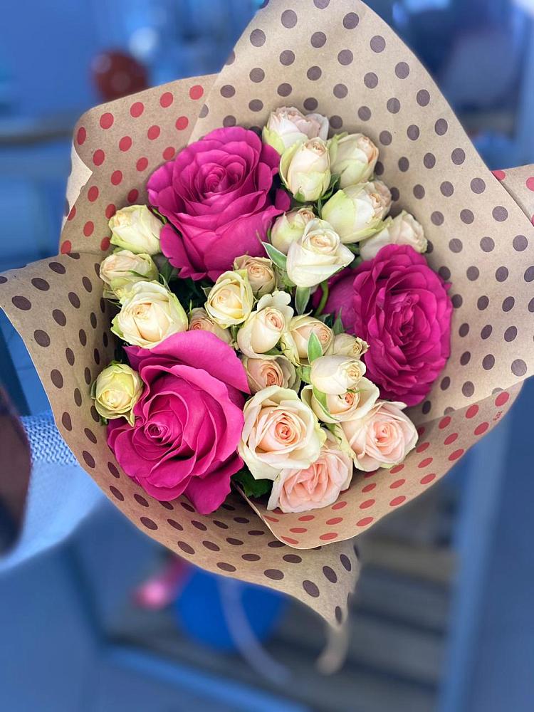 Букет цветов из: Розы в Пустоши