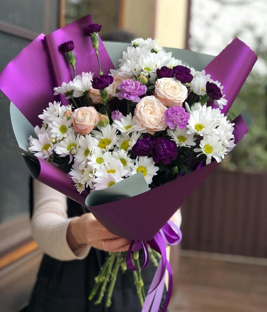 Букет цветов из: Хризантемы, Гвоздики и Розы в Пустоши