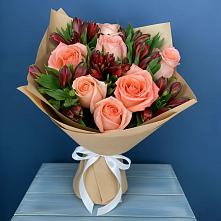 Букет цветов из:  Розы и Альстромерии в Пустоши