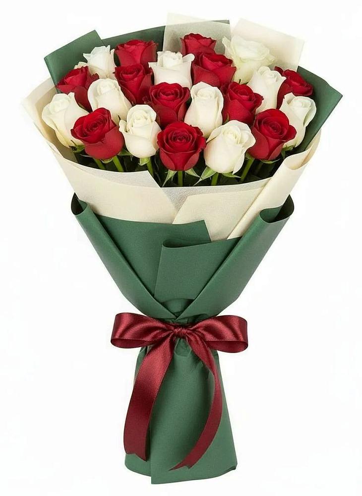 Букет Микс из красных и белых роз в Пустоши