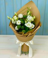 Букет цветов из:  Хризантемы и Лизиантусы в Пустоши