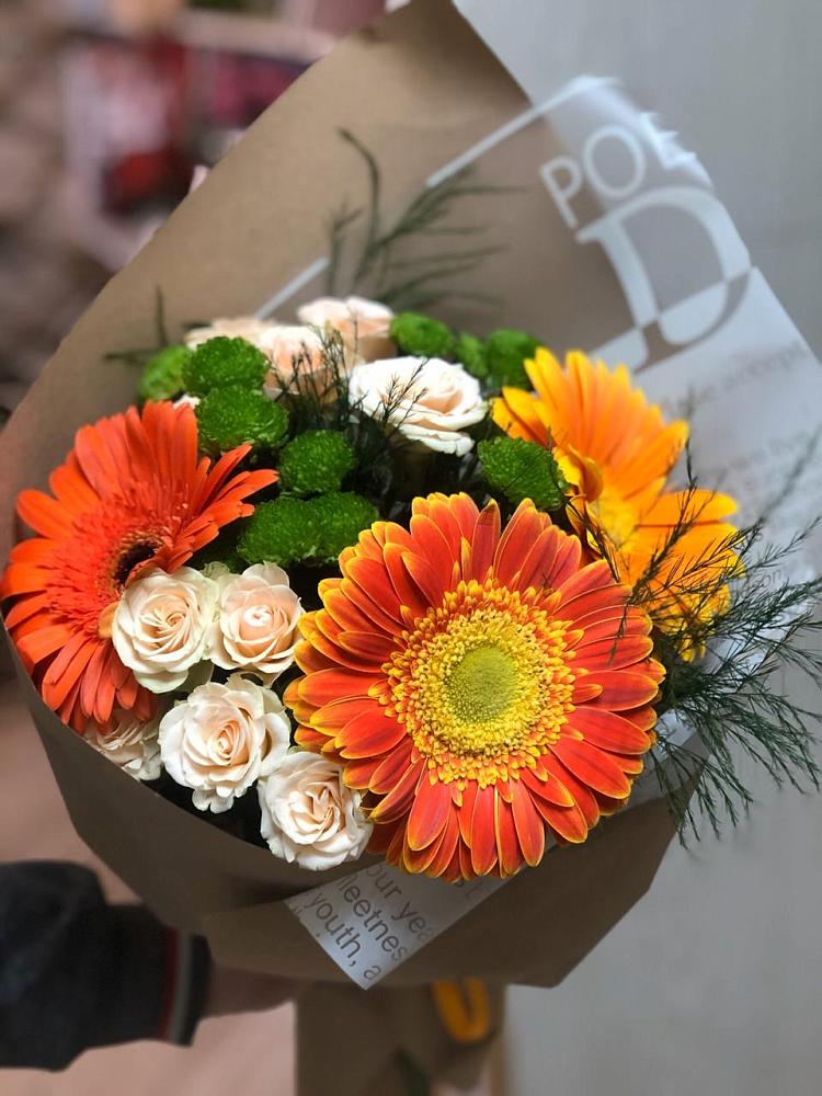 Букет цветов из: Герберы, Хризантемы и Розы в Пустоши